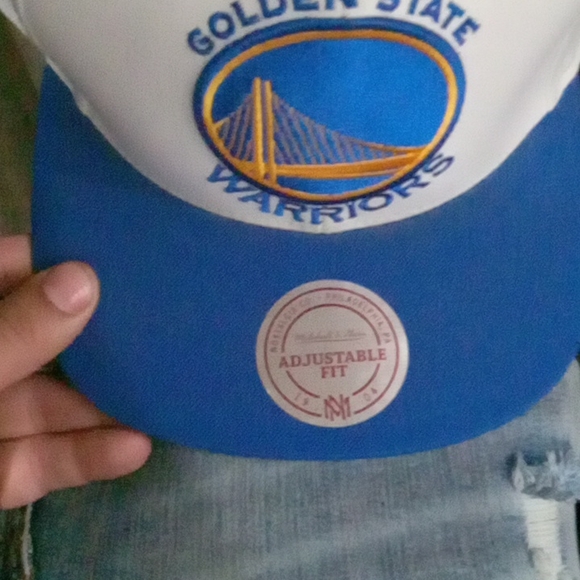 Hat - Picture 2 of 4